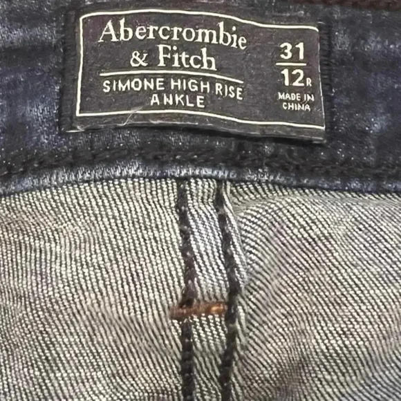 Abercrombie & Fitch Simone High Rise Ankle Jeans Women’s Size 31/12 Side Stripes - Picture 6 of 11